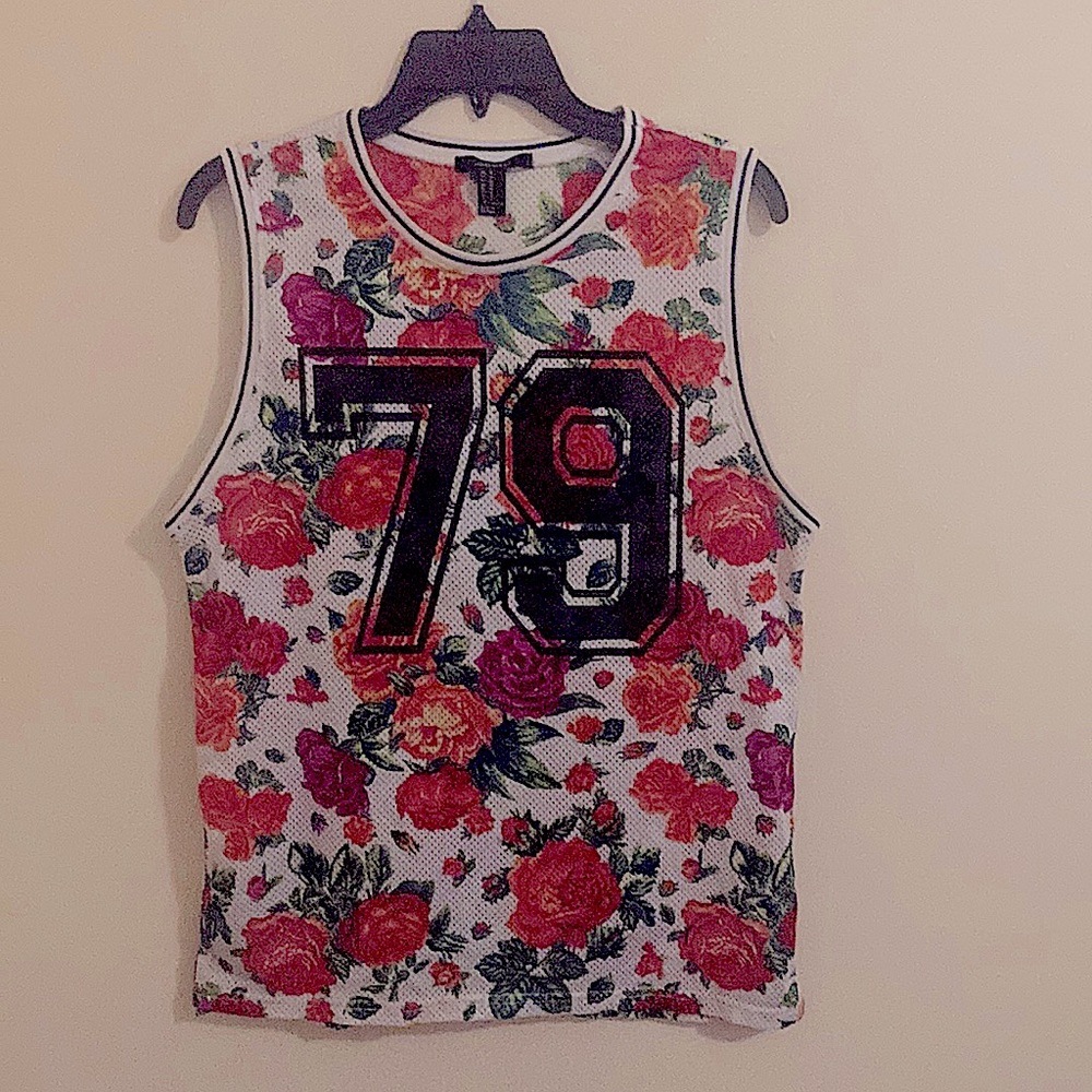 Stylish, floral and sporty!! Forever 21 size M